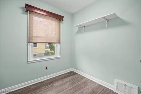 1857 E 36th St, Lorain, OH 44055 photo 8