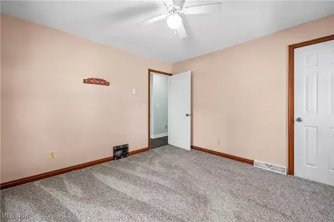 1857 E 36th St, Lorain, OH 44055 photo 18