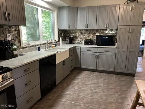 4853 Leon Rd, Andover, OH 44003 photo 8
