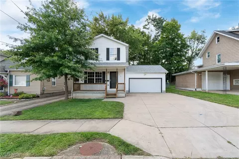 572 Cora Ave, Akron, OH 44312