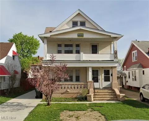 9901 Greenview Ave, Garfield Heights, OH 44125
