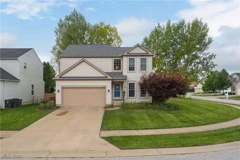 4973 Bringham Dr, Brunswick Hills, OH 44212