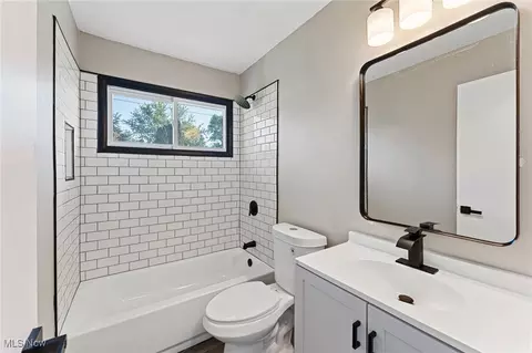 Bath - 77 High St, Elyria, OH 44035 photo 1 of 1