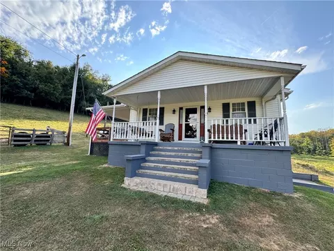 58410 Wharton Rd, Barnesville, OH 43713 photo 2