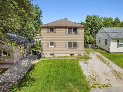 341 Washington Ave, Barberton, OH 44203