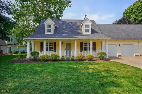 6747 Connecticut Colony Cir, Mentor, OH 44060