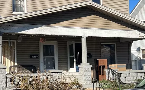 397 S Lawn Ave, Coshocton, OH 43812