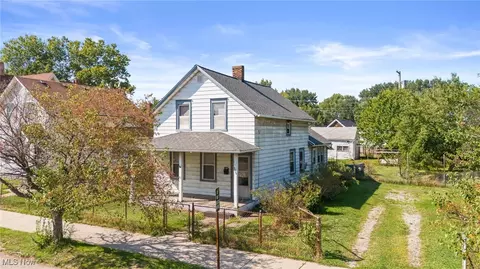 3024 Vega Ave, Cleveland, OH 44113