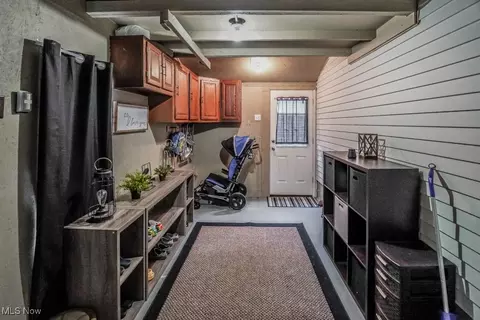 Entry Way - 4649 15th St NW, Canton, OH 44708 photo 5 of 5