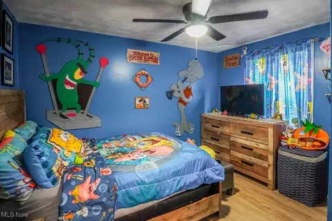 Bedroom - 4649 15th St NW, Canton, OH 44708 photo 2 of 5