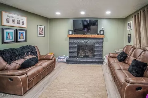 Living - 4649 15th St NW, Canton, OH 44708 photo 1 of 1