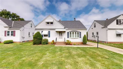 31225 Bayridge Blvd, Willowick, OH 44095