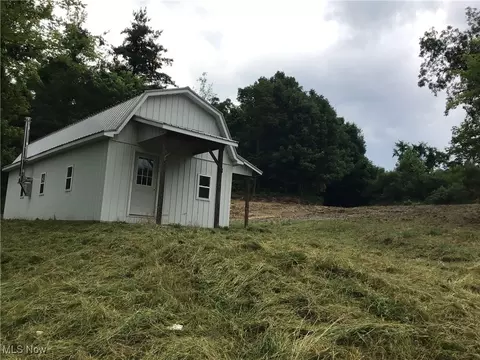 Pumpkin Ridge Road, Quaker City, OH 43773