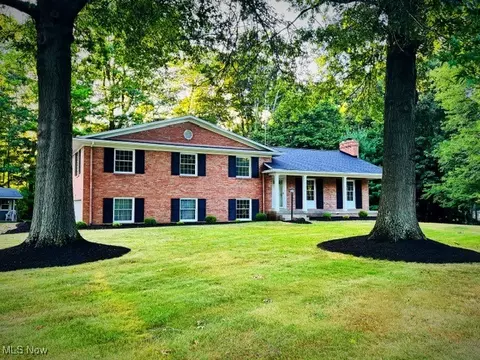 1595 Fernwood Blvd, Alliance, OH 44601