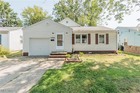 33892 Lawton Ave, Eastlake, OH 44095
