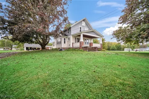 325 S Chestnut St, Jefferson, OH 44047