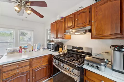 14631 Granger Rd, Maple Heights, OH 44137 photo 17