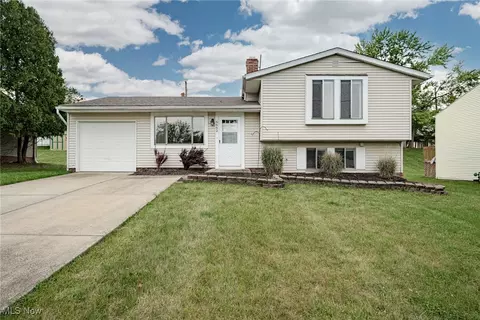 6662 Deer Ct, Bedford Heights, OH 44146