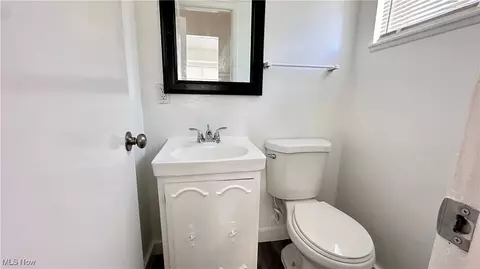 1300 E 276th St #1F, Euclid, OH 44132 photo 13