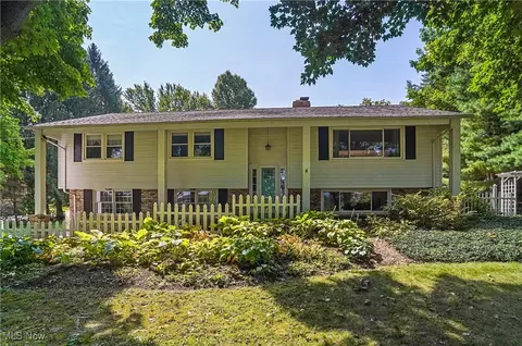 10515 Sherman Rd, Chardon, OH 44024
