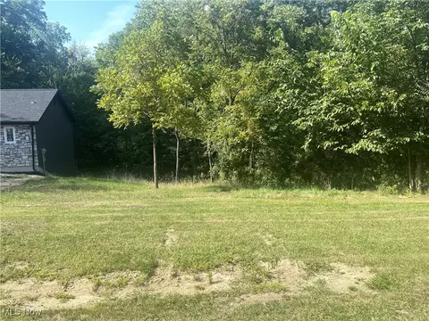 Valleywood Heights Drive, Howard, OH 43028