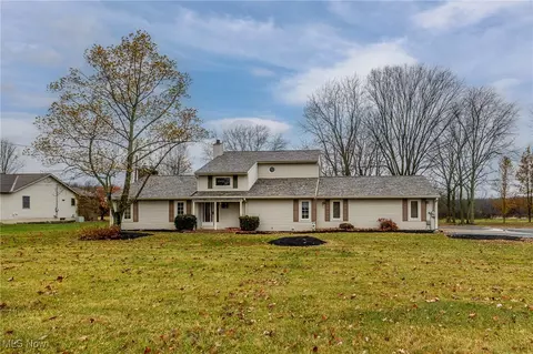 16632 S Boone Rd, Columbia Station, OH 44028