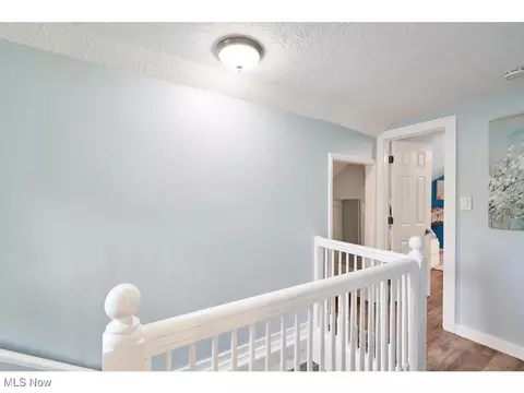 Entry Way - 7334 Cadle Ave, Mentor, OH 44060 photo 1 of 2