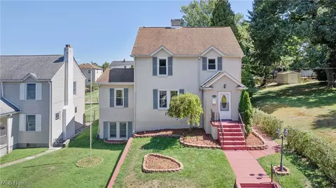 3644 Riverview Dr, Weirton, WV 26062