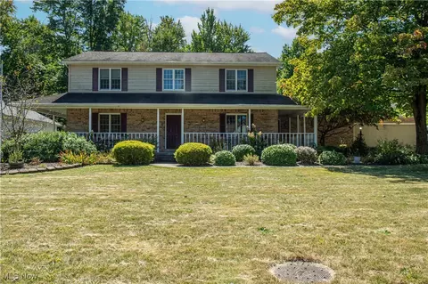 5369 S Saratoga Ave, Youngstown, OH 44515