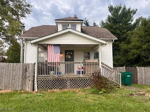 18812 Ravenna Rd, Chagrin Falls, OH 44023