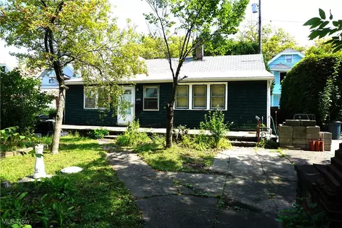 1195 E 175th St, Cleveland, OH 44119