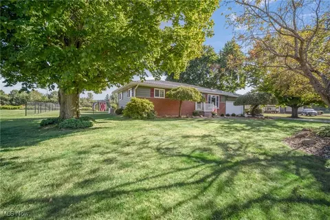 2880 Shirley St, Ashtabula, OH 44004