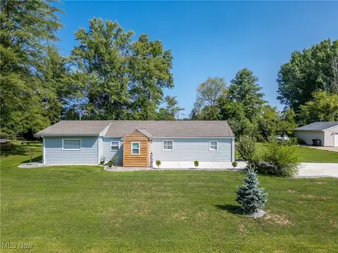 41882 Blanche Ave, Elyria, OH 44035