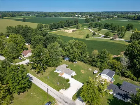 View/Area - 41882 Blanche Ave, Elyria, OH 44035 photo 2 of 2