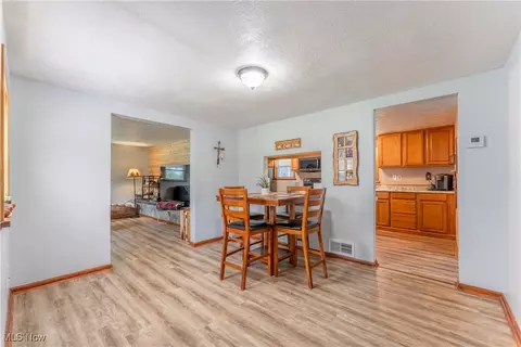 Dining - 41882 Blanche Ave, Elyria, OH 44035 photo 1 of 2