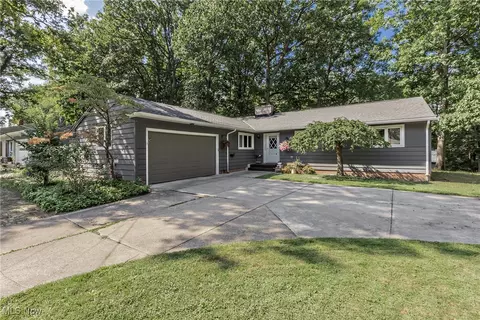 3568 Atherstone Rd, Cleveland Heights, OH 44121