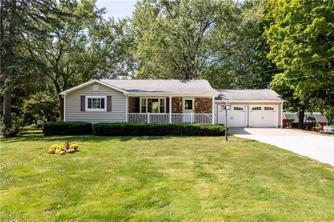 11870 Rogues Hollow Rd, Doylestown, OH 44230