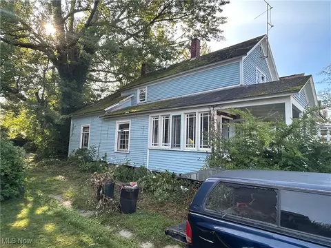 5230 Stark Ave, Ashtabula, OH 44004 photo 3