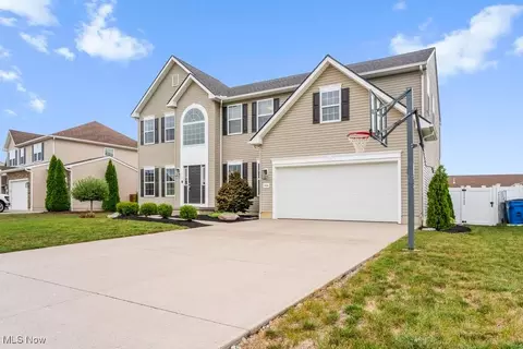 Exterior - 3958 Randolph Dr, Lorain, OH 44053 photo 2 of 4
