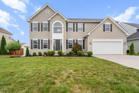 3958 Randolph Dr, Lorain, OH 44053