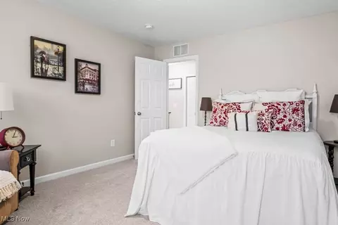 Bedroom - 3958 Randolph Dr, Lorain, OH 44053 photo 7 of 7