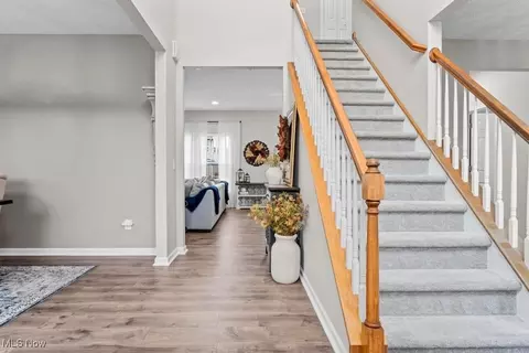 Entry Way - 3958 Randolph Dr, Lorain, OH 44053 photo 2 of 6