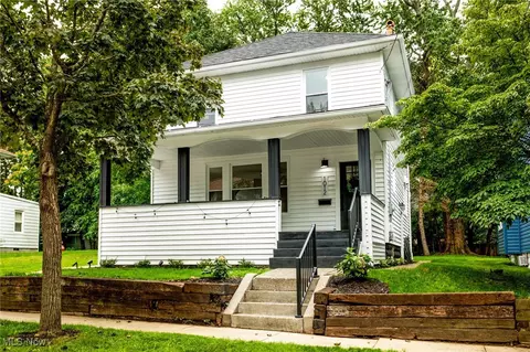 1012 Jefferson Ave, Akron, OH 44302