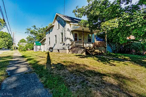 493 S Union Ave, Salem, OH 44460