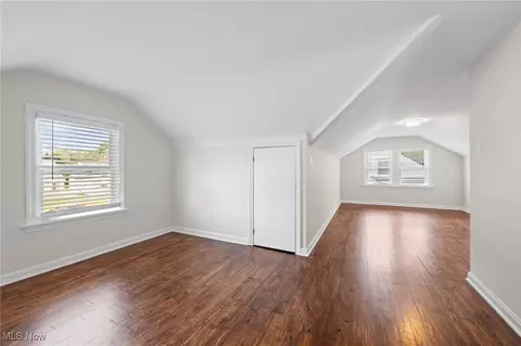 307 E 255th St, Euclid, OH 44132 photo 16