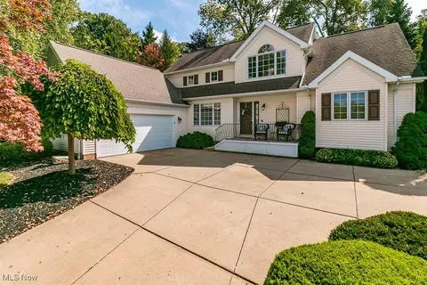 8210 S Chariot St, Concord, OH 44060