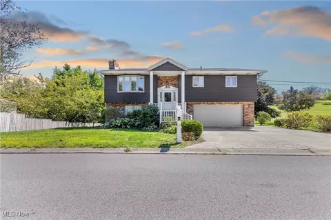 100 Union St, Weirton, WV 26062