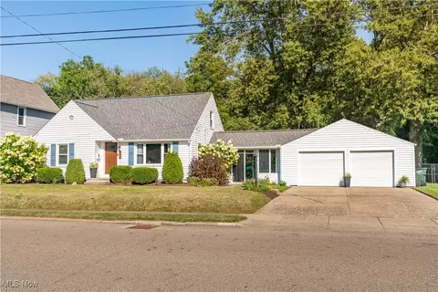 244 23rd St NW, Massillon, OH 44647