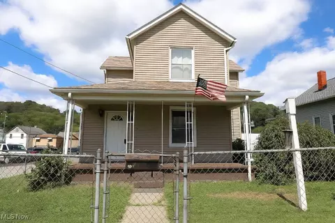 1631 Globe St, East Liverpool, OH 43920