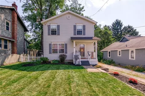 2272 Windemere Ave, Akron, OH 44312